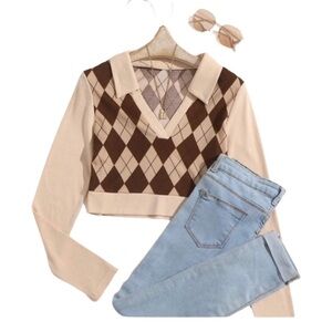 SHEIN Argyle Long Sleeve V-Collared Crop